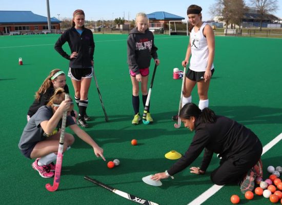Cómo planificar una sesión de entrenamiento de hockey